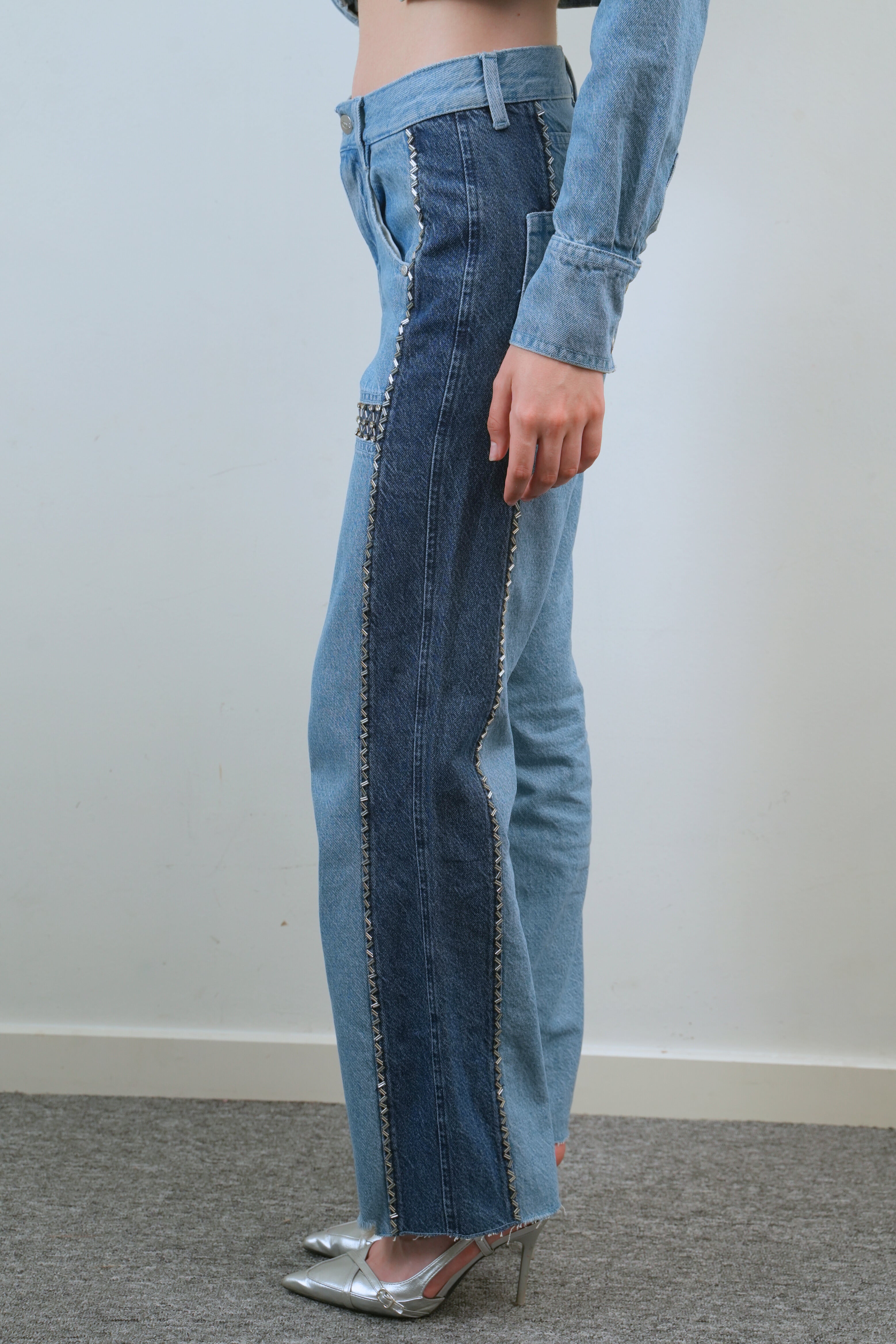 Contrast Panel Straight-Leg Denim