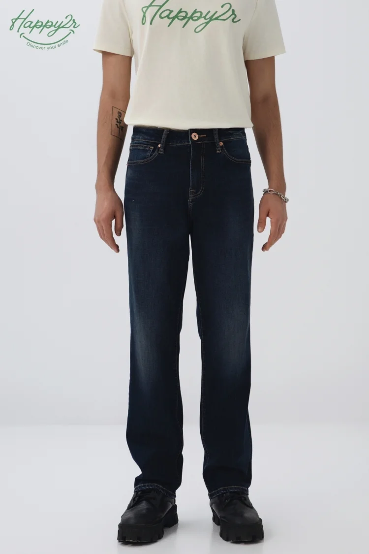 STRAIGHT FIT HEAVY-WASH STRETCHY JEANS